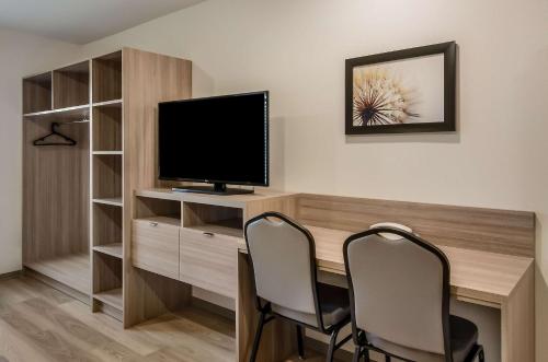 TV o dispositivi per l'intrattenimento presso WoodSpring Suites Tacoma - Lakewood
