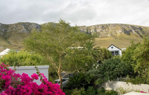 Gallery image of Fernkloof Lodge in Hermanus