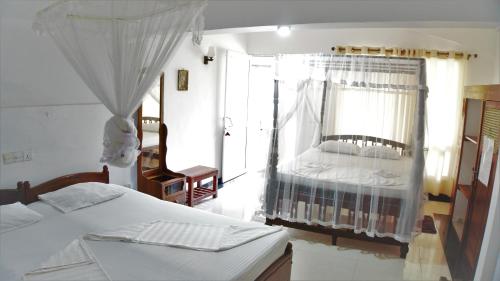 Gallery image of Sea view Beach Resort in Unawatuna