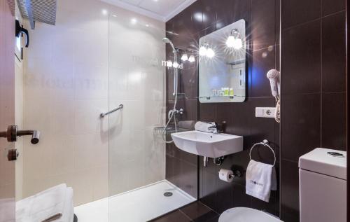 Koupelna v ubytování Hotel MR Costa Blanca