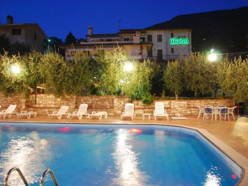 Πισίνα στο ή κοντά στο Hotel La Terrazza RESTAURANT & SPA