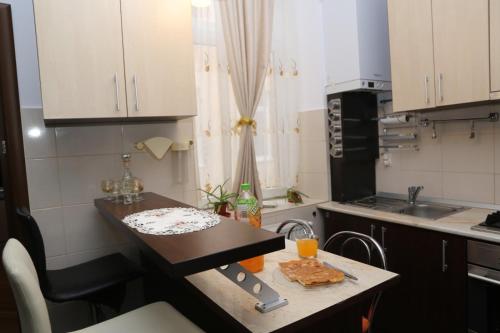 Dapur atau dapur kecil di Balcescu Alina's apartament
