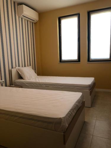 Легло или легла в стая в Borissov Green life apartment Sozopol