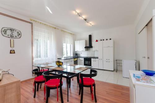 Apartments Andrijana
