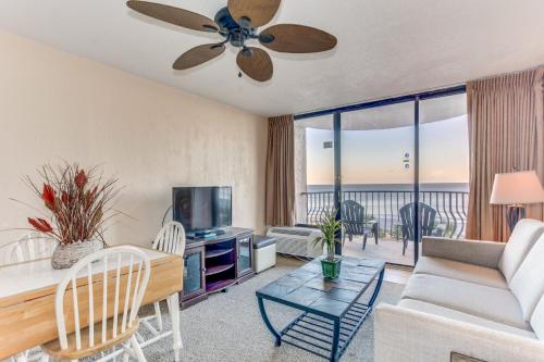 Ocean-front Condo on the Beach with Private Balcony