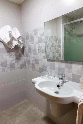 Ένα μπάνιο στο Hotel Herasu