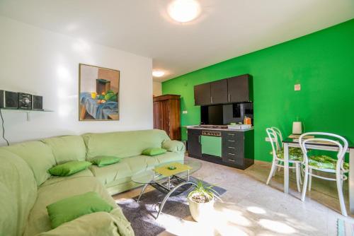 Apartment Pud Oreh 306 – Photos 3