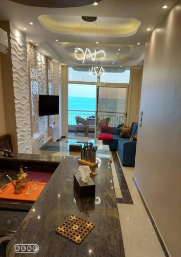 Rony's Ocean View Family Apartment