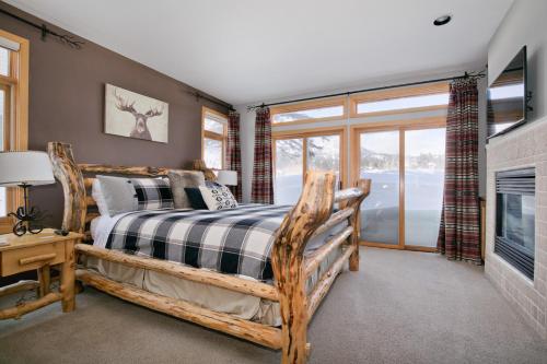 Gallery image of Snowcreek V 733 in Mammoth Lakes