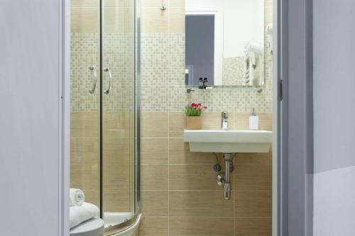 A bathroom at B&B Prestigia Rooms
