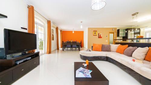 Villa Imagine - Piscina aquecível e BBQ - Armação de Pêra