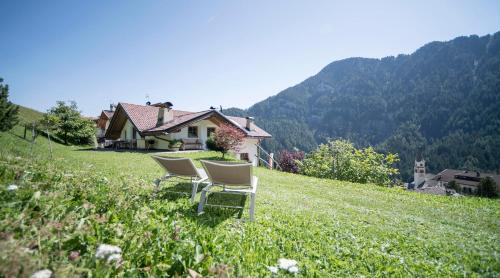 Gallery image of Arbea Apartments Avëina in Ortisei