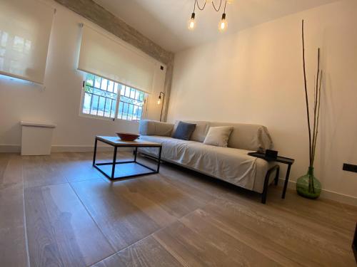 Loft estilo industrial en playa de las marinas!!!