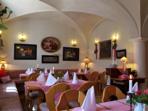 ห้องอาหารหรือที่รับประทานอาหารของ Landhotel Kertscher-Hof