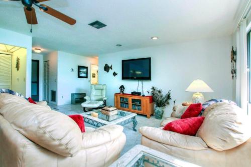 Blind Pass Condo D206 on beautiful Sanibel Island