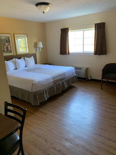 Ένα ή περισσότερα κρεβάτια σε δωμάτιο στο Motel 6 Myrtle Beach