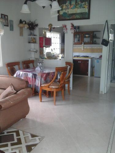 Dapur atau dapur kecil di Posada Nativa Atardecer Isleño