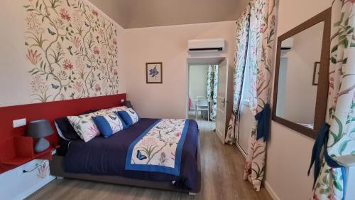 Ένα ή περισσότερα κρεβάτια σε δωμάτιο στο Romantic Marina