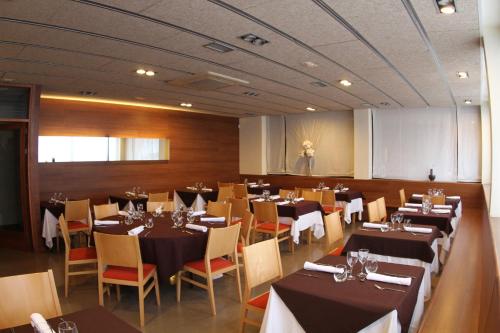 Restoran atau tempat lain untuk makan di Hotel Viaurelia