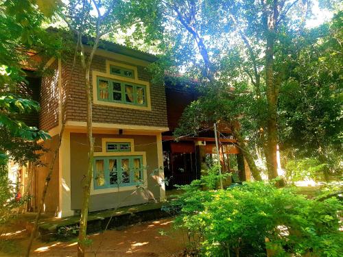 Bangunan di mana terletaknya rumah percutian