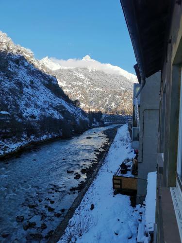 Imagen de la galería de Appartements au bord de la rivière, en Modane