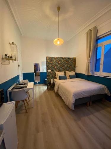Voodi või voodid majutusasutuse Capstay Roubaix Lille private shower & Netflix toas