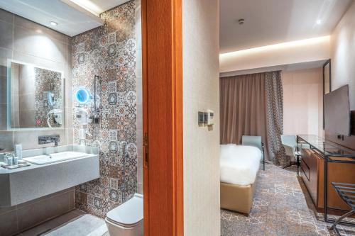 Kupatilo u objektu Grand Plaza Hotel - KAFD Riyadh