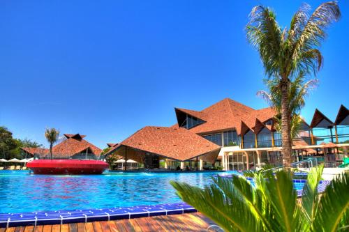 A piscina localizada em Recanto Cataratas - Thermas, Resort e Convention ou nos arredores