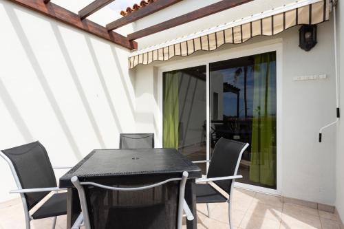 Costa Adeje Luxury Mango