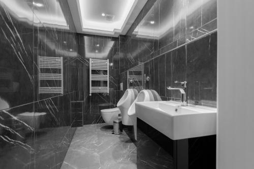 2H Horizon Hotel photo 32
