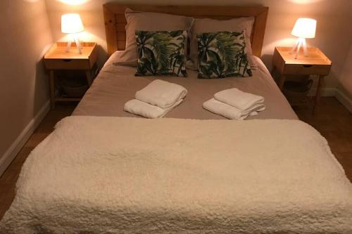 Кровать или кровати в номере Garibaldi 3 chambres 6 couchages, EASY CHECK-IN