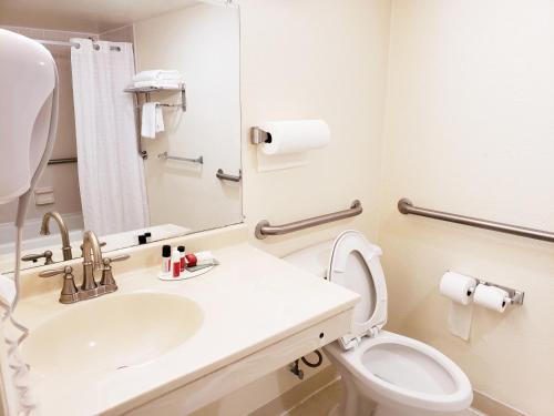 Simple Rewards Inn photo 59