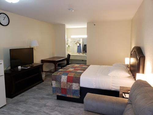 Simple Rewards Inn photo 60