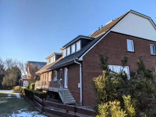 Tòa nhà nơi căn hộ tọa lạc