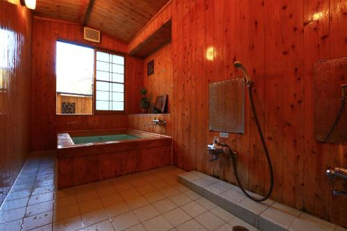 Vonios kambarys apgyvendinimo įstaigoje Miyoshino Sakuraan
