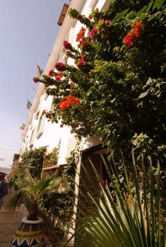Сад в Hôtel La Résidence