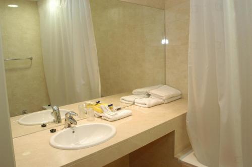 Gallery image of Hotel Les Torres in Martorell