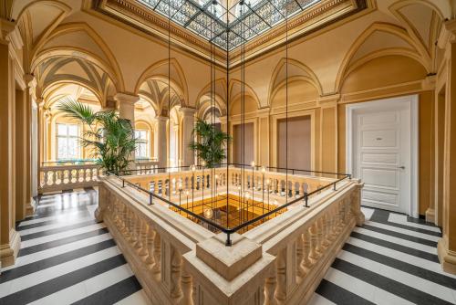 TuraにあるBOTANIQ Castle of Tura - Small Luxury Hotels of the Worldのギャラリーの写真