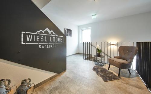 Un lugar para sentarse en Wiesl Lodge Saalbach