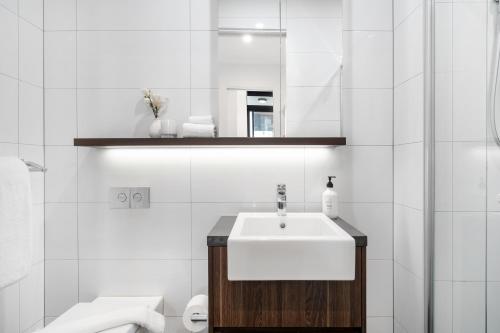 Kerridge St Apartments by Urban Rest tesisinde bir banyo