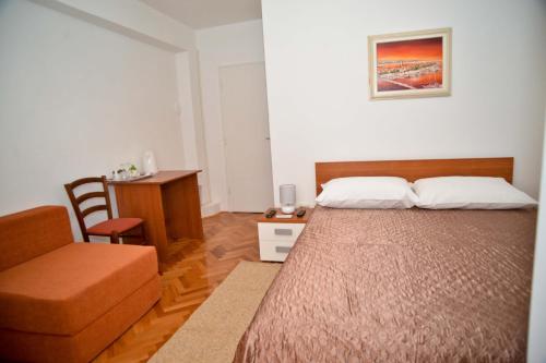 El Mirador Rooms with Balcony