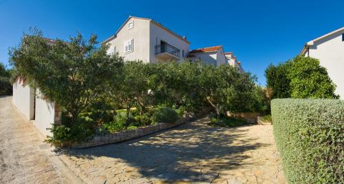 Villa Lukrecia - Stone Villa with Pool & Sea Views I Supetar, Brač