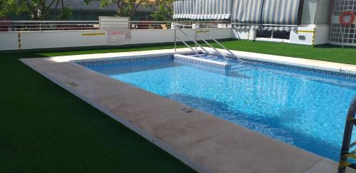 Fenix con piscina y terrraza, Fuengirola – Updated 2022 Prices