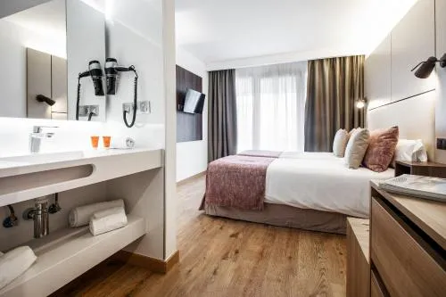 Pierre & Vacances Apartamentos Edificio Eurobuilding 2 photo 5