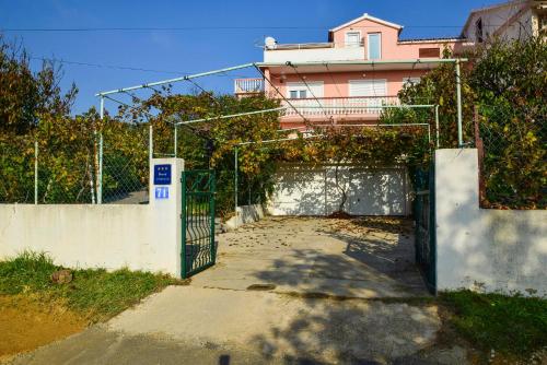 Apartment Komadina 1242 – Photos 3