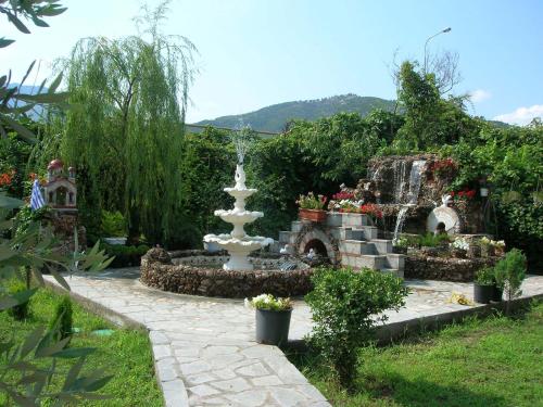Gallery image of Villa Karapataki in Skala Rachoniou