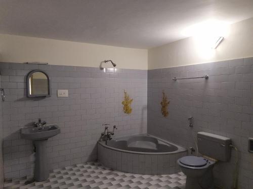 Ванная комната в Heritage Holiday Home