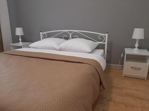 Fotografie z fotogalerie ubytování New !!! Modern Lux apartment in the city center with a terrace v Mukačevu