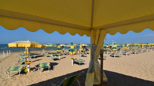 Residence On The Beach – Photos 3
