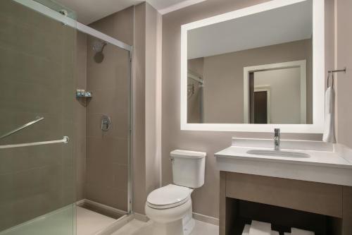 Salle de bains dans l'établissement Hyatt House Atlanta Perimeter Center